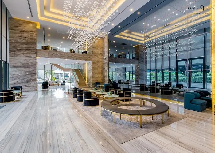 High Floor With Large Living Pool And Gym Appartement
